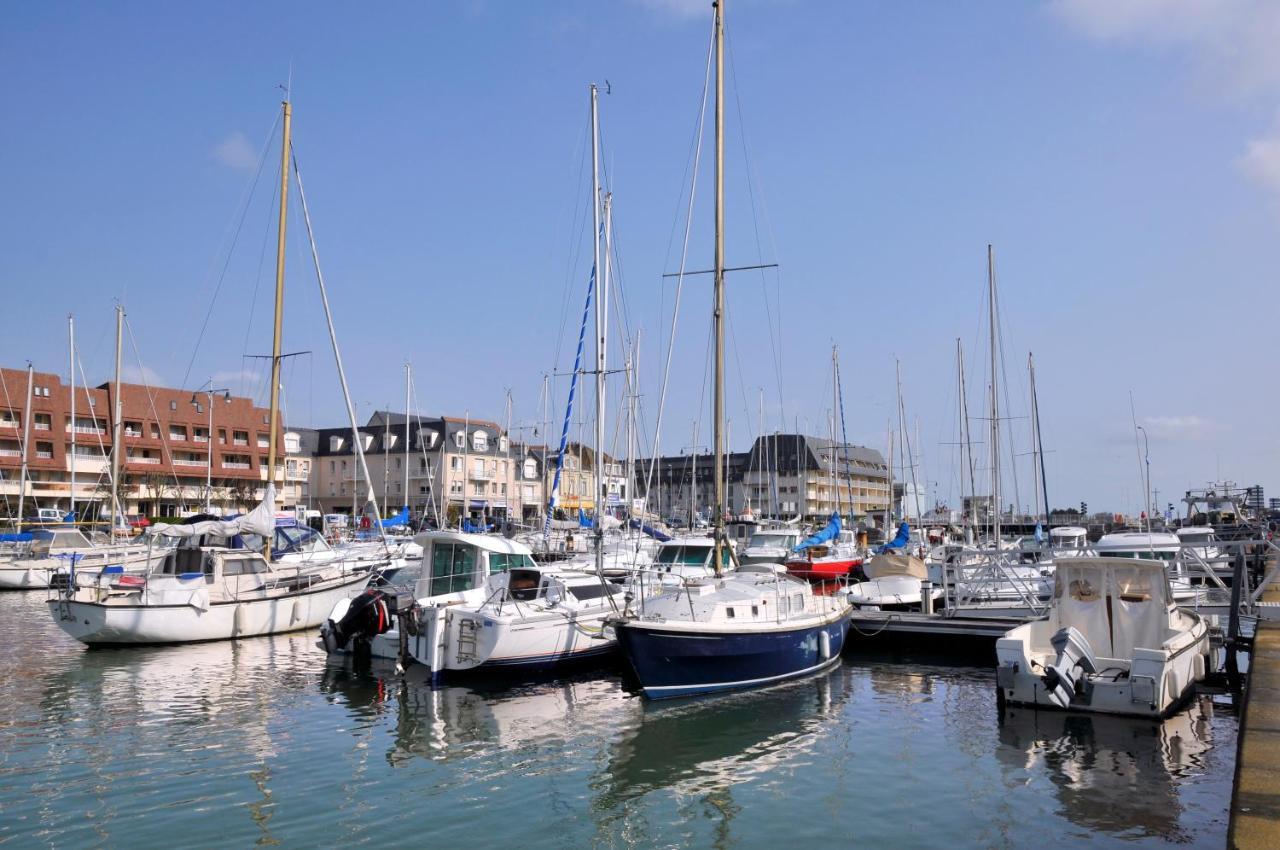 Le levant - avec loggia - à 20m de la plage Courseulles-sur-Mer Exterior foto
